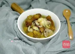 Illustration of Poria, Agaricus Agaricus and Spare Ribs Soup 15