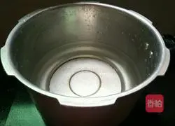 Illustration of how to make seaweed and egg soup 4