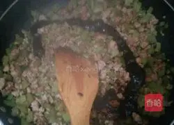 Illustration of how to make fried soybean noodles for the Lantern Festival on the 15th day of the first lunar month 6