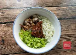 Illustration of how to make steamed egg chili sauce 6