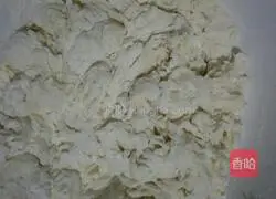 Illustration of how to make steamed buns rolled in flower oil 5