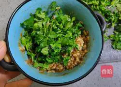 Illustration of how to make cilantro meatloaf 8