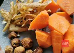 Bawang flower bone soup recipe 3