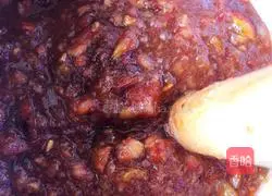 Illustration of how to make rock sugar hawthorn steamed buns 4