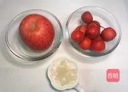 Illustration of how to make hawthorn stewed apples 1