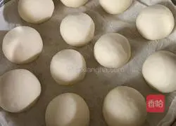 Illustration of how to make big steamed buns 3