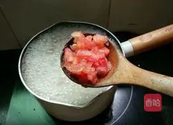 Illustration of how to make tomato, egg and minced meat noodles 5