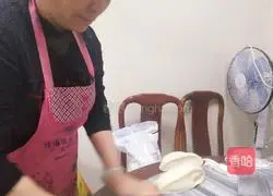 Illustration of how to make milk steamed buns 8