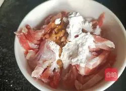 Watercress and Pork Noodles - Illustration of how to make magical flour 4