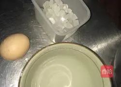 Illustration of how to make egg tea 1
