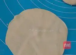 Leek and Egg Pie Recipe Illustration 8