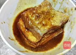 Illustration of how to make homemade Roujiamo 2