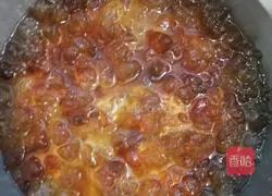 Illustration of how to make bird's nest, peach gum, papaya, milk and sugar water 1