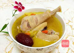 Illustration of how to make Angelica and Astragalus Chicken Soup 8