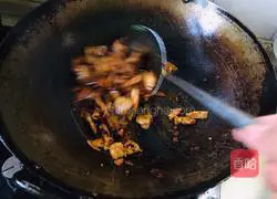 Soybean Sprouts, Celery and Potato Braised Noodles Recipe Illustration 5