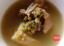 Lotus root and mung bean pork ribs soup recipe 7