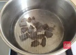 Illustration of how to make sea cucumber and egg soup 4