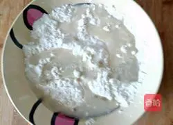 Illustration of how to make green onion baking soda biscuits 6