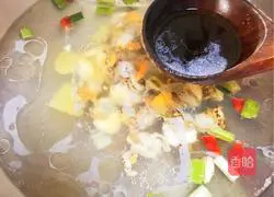 Illustration of how to make scallop and radish soup 6