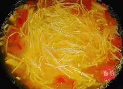 Illustration of how to make tomato chowder soup 4