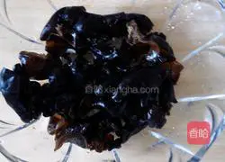 Illustration of how to make fried yuba and fungus 2