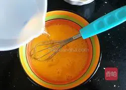 Illustration of how to make shrimp, tofu and steamed eggs 4