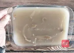 Illustration of how to make pig skin jelly 17