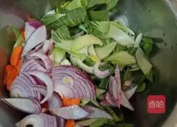 Illustration of how to make vegetarian fried noodles 1