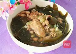 Black bean, peanut, kelp, melon and chicken soup recipe 15