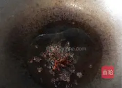 Illustration of how to make pork ribs and stewed potatoes 4