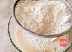 Illustration of how to make banana pancakes 5