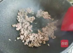 Illustration of how to make minced meat vermicelli 4
