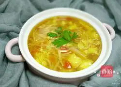 Illustration of making enoki mushroom tomato egg soup 15