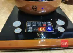 Red bean, black rice and egg sweet soup recipe 4