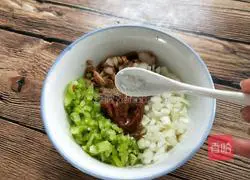 Illustration of how to make steamed egg chili sauce 8