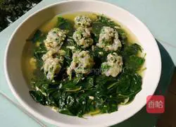 Illustration of how to make wolfberry leaf fish soup 13