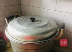 Illustration of how to make steamed yellow croaker 4