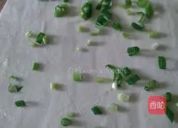 Illustration of how to make scallion pancakes (Mom's taste) 2