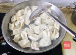 Illustration of how to make pumpkin stuffed dumplings 13