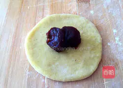 Illustration of how to make northern Shaanxi bean paste cake 5