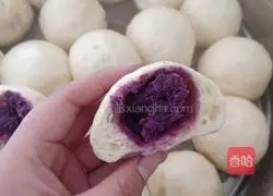 Illustration of how to make purple potato buns 8