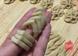 Illustration of Suide deep-frying method 10