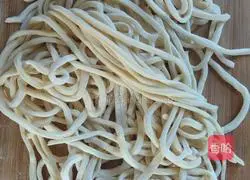 Illustration of homemade egg noodles 11