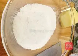 Illustration of how to make tomato and potato pimple soup 4