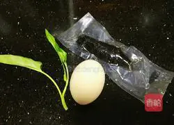 Illustration of how to make sea cucumber and egg custard 1