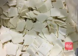 Illustration of how to make spicy noodles 1