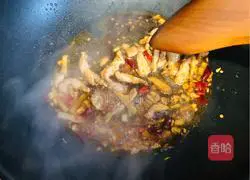 Illustration of how to make cabbage in dry pot 4