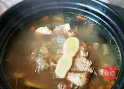 Illustration of morel stewed duck soup 7