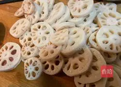 Illustration of how to make fried lotus root box 1