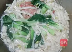 Illustration of hand-rolled noodles 8